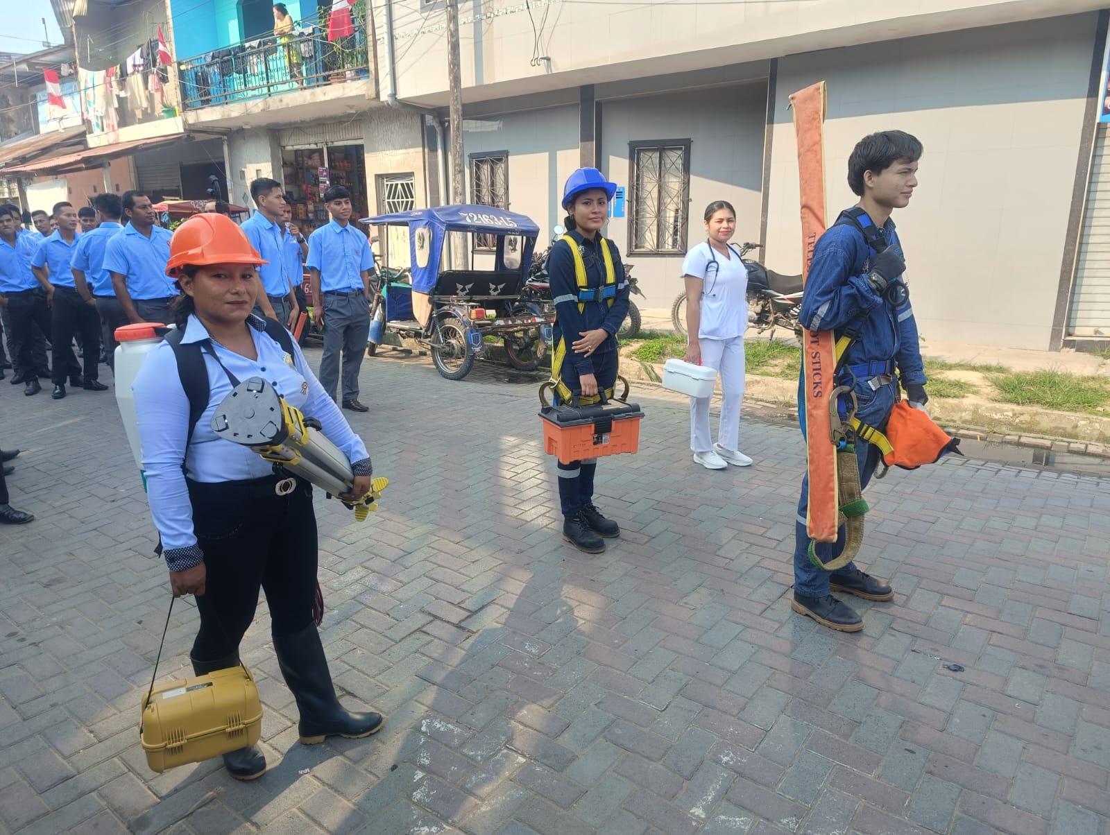 Presente en el Desfile Civico Patriotico